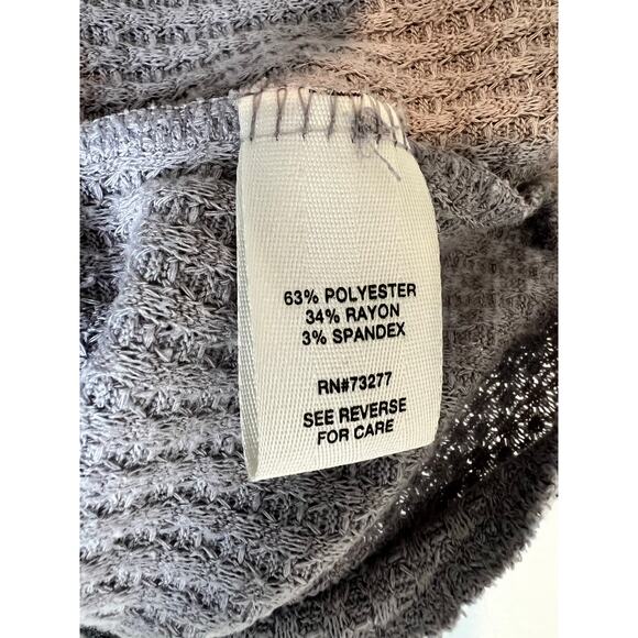 Mudd Button Up Gray Blouse Small - Picture 7 of 8